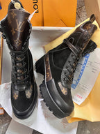 LVSS1 Lady fine quality 35-42 shoes With box