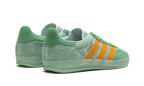 Gazelle Indoor WMNS "Hazy Green Crew Yellow" IG6783