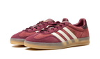 Gazelle Indoor WMNS "Shadow Red Off White" HQ2661